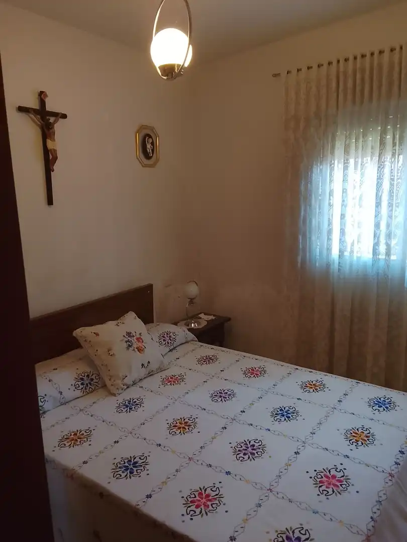 Bedroom of Flat for sale in Madrigal de la Vera  with Furnished