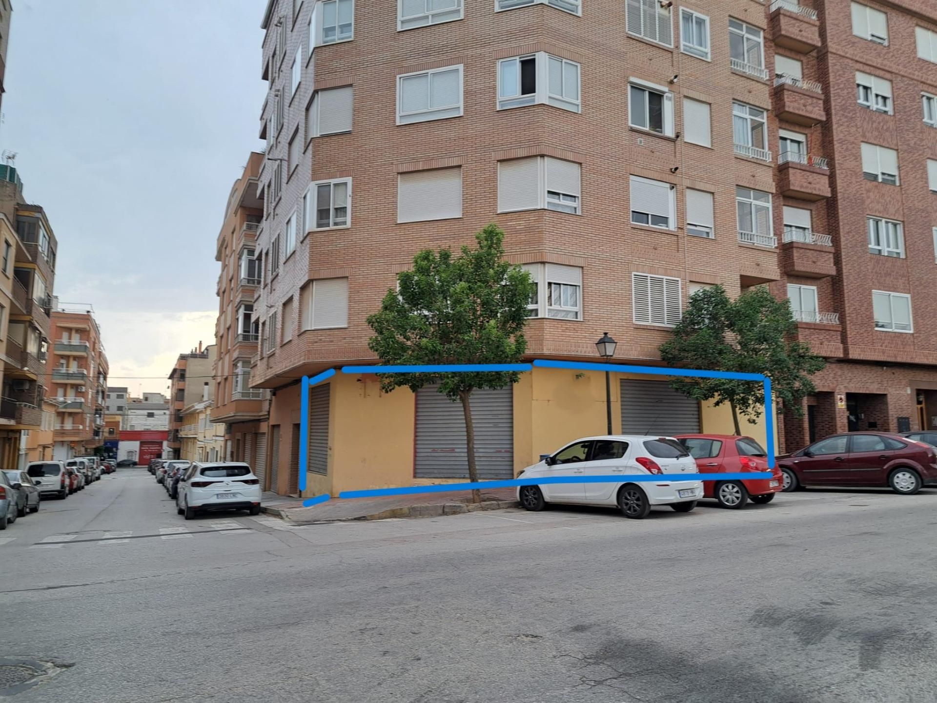 Vista exterior de Local de lloguer en Requena