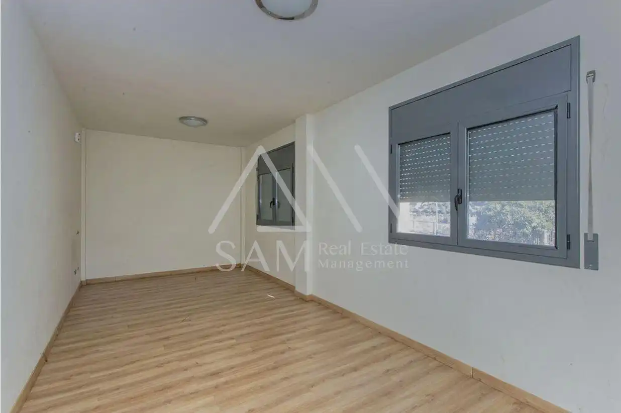 Maisonette zum Verkauf in Manresa mit Balkon