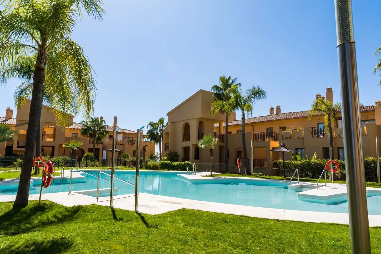 Apartamento con piscina en venta en Calle Torre Campanillas 7, imagen 13