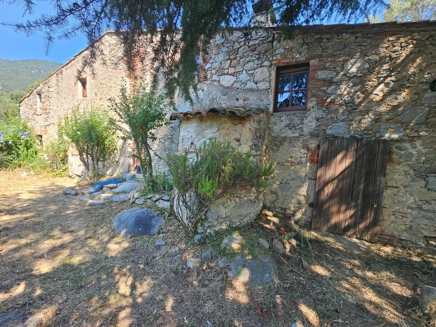 Jardí de Finca rústica en venda en Riells i Viabrea amb Jardí privat i Traster