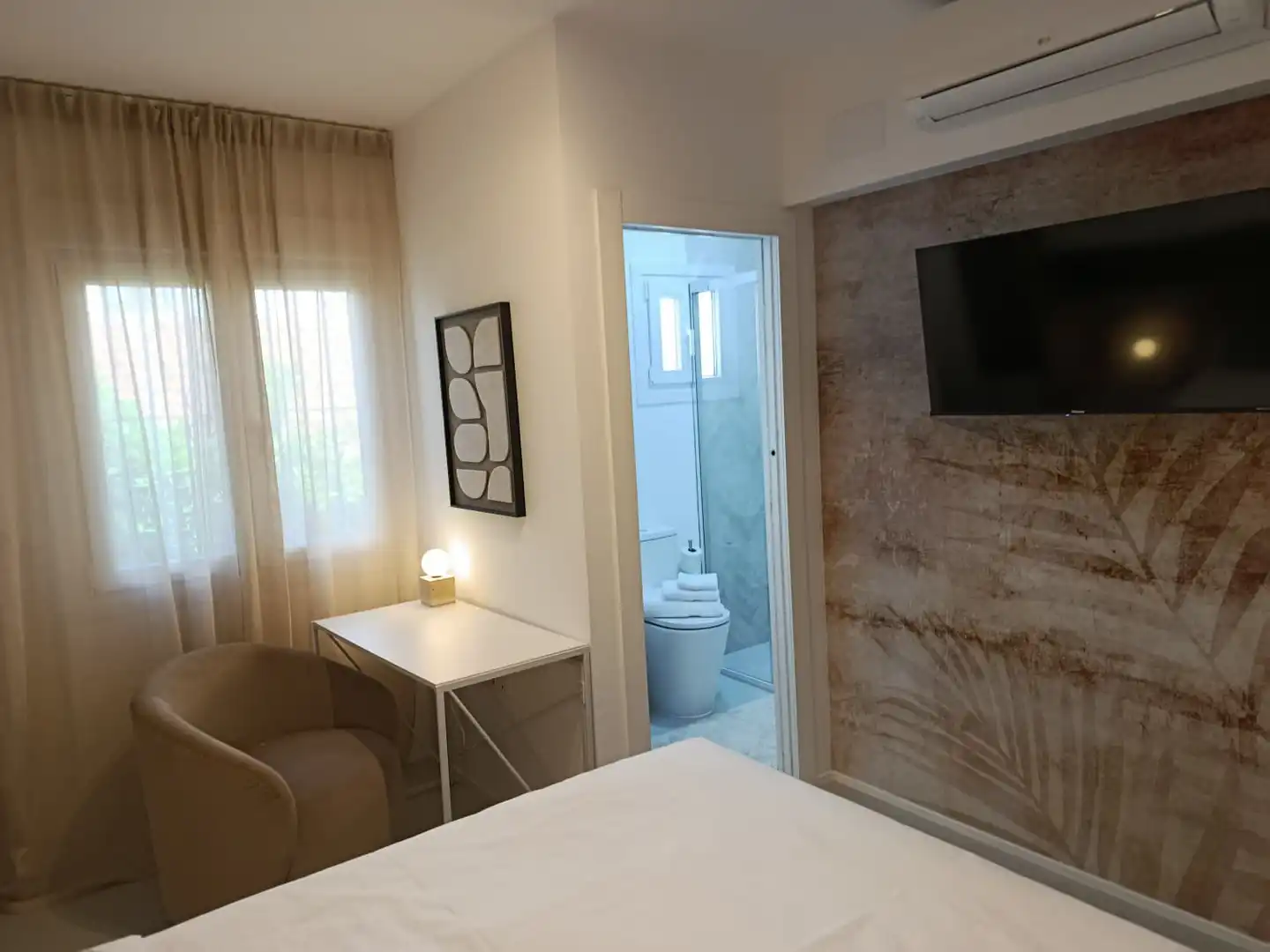 Habitación de Casa adosada para compartir en Málaga con Aire acondicionado, Calefacción y Terraza