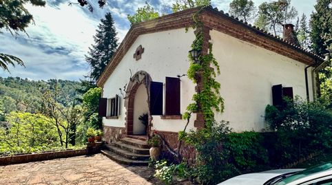EXCLUSIVA CASA UNIFAMILIAR EN CASTELLVÍ DE ROSANES  GRAN PARCELA, PRIVACIDAD Y ENCANTO NATURAL, imatge 3