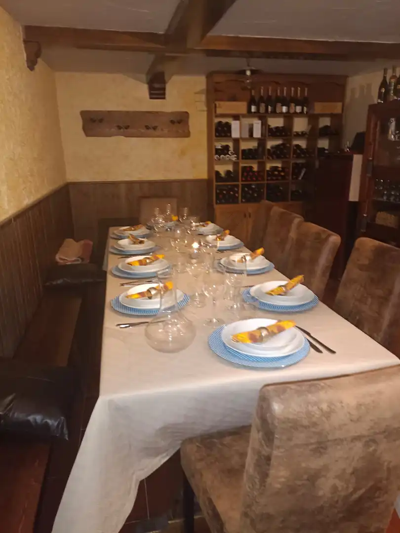 Detached homes for sale in Olmedo  with Heating, Private garden and Parquet flooring