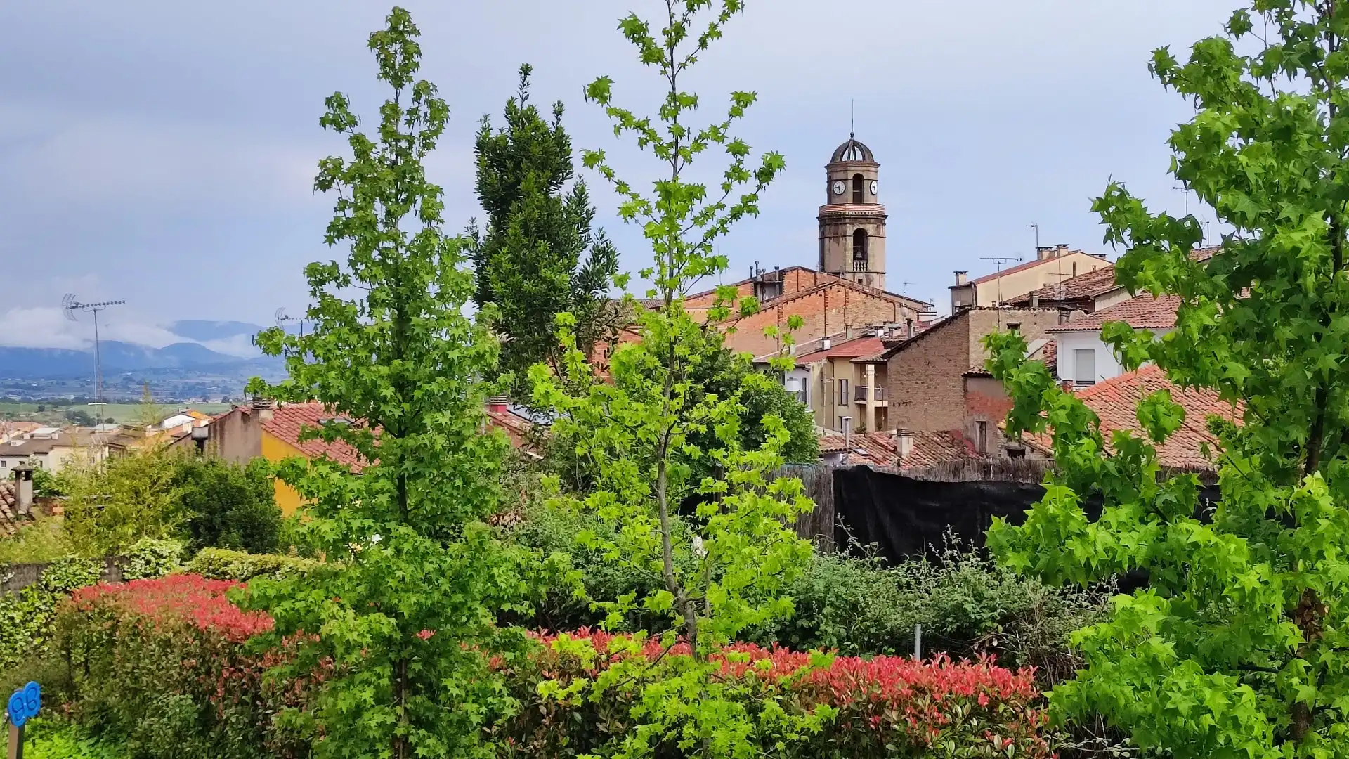 Vista exterior de Finca rústica en venta en Sant Hipòlit de Voltregà con Terraza y Balcón
