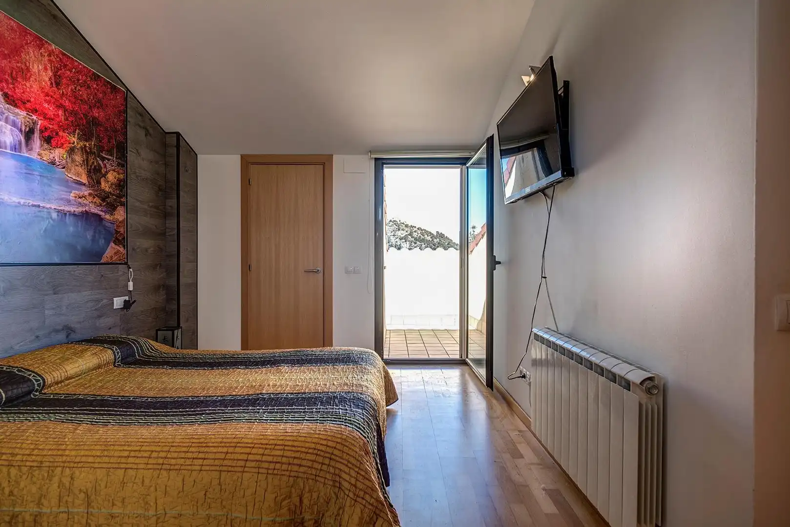 Habitación de Casa o chalet en venta en La Pobla de Claramunt con Aire acondicionado, Calefacción y Jardín privado