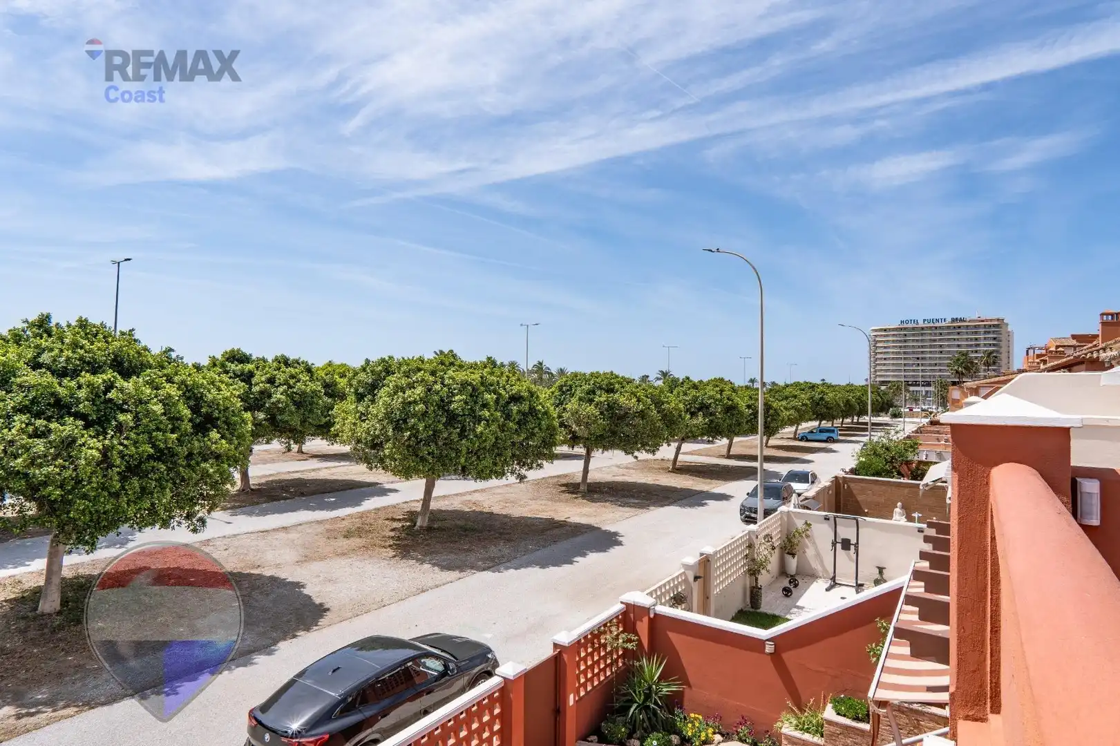 Außenansicht von Einfamilien-Reihenhaus zum Verkauf in Torremolinos mit Klimaanlage, Heizung und Terrasse