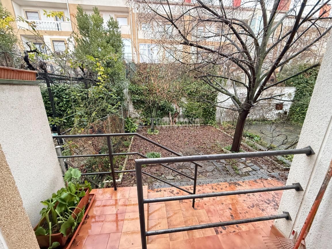 Casa adosada en venda a José Antonio Ochaita, Estación - Los Manantiales