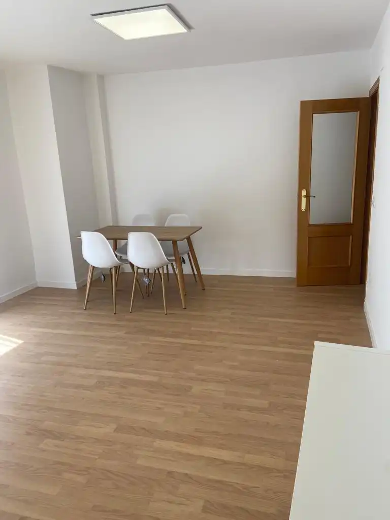 Menjador de Apartament de lloguer en Benaguasil amb Traster