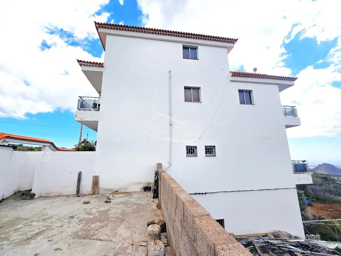 Vista exterior de Casa o xalet en venda en Arona amb Terrassa