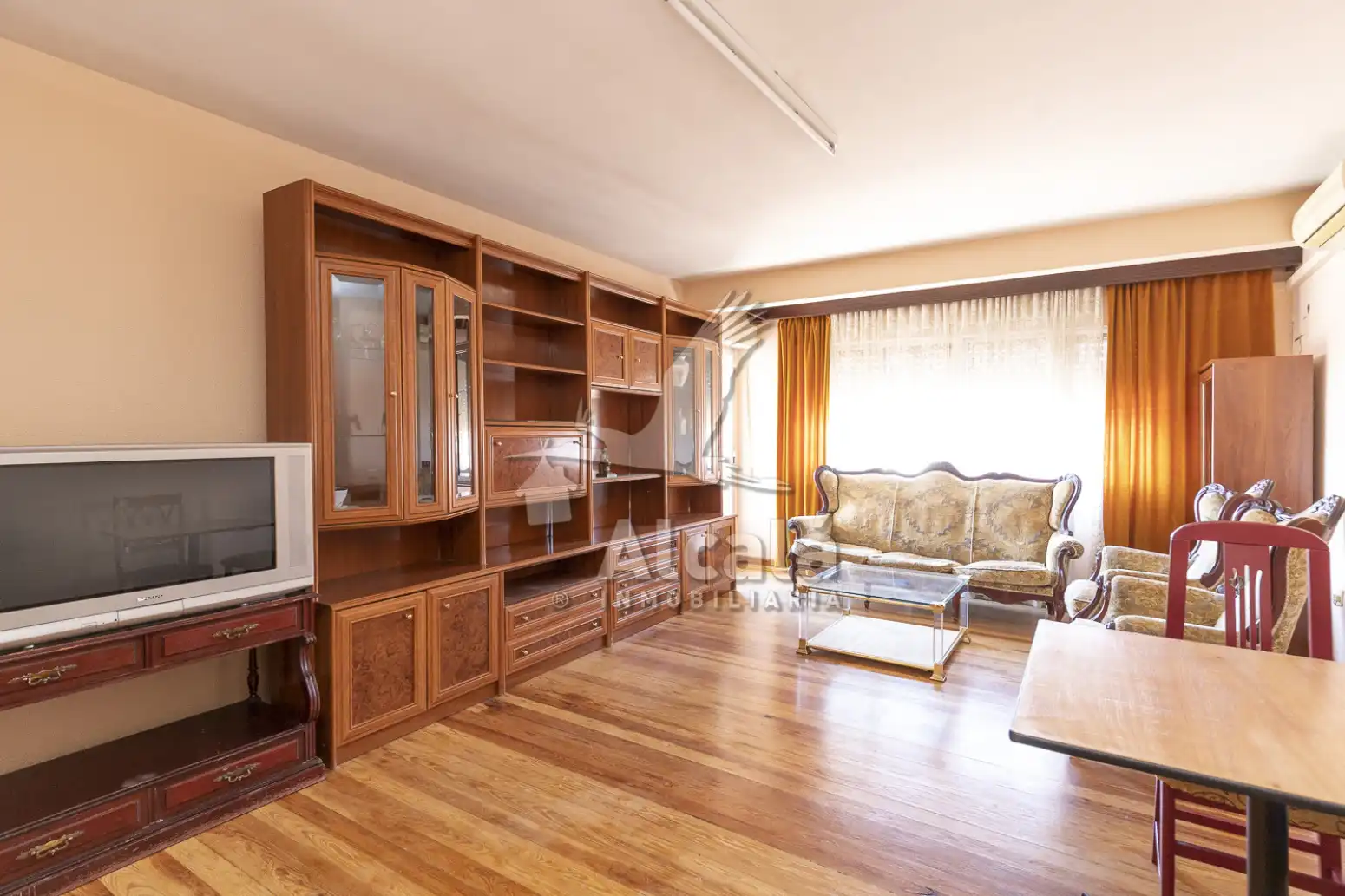 Sala de estar de Piso en venta en Alcalá de Henares con Calefacción y Terraza