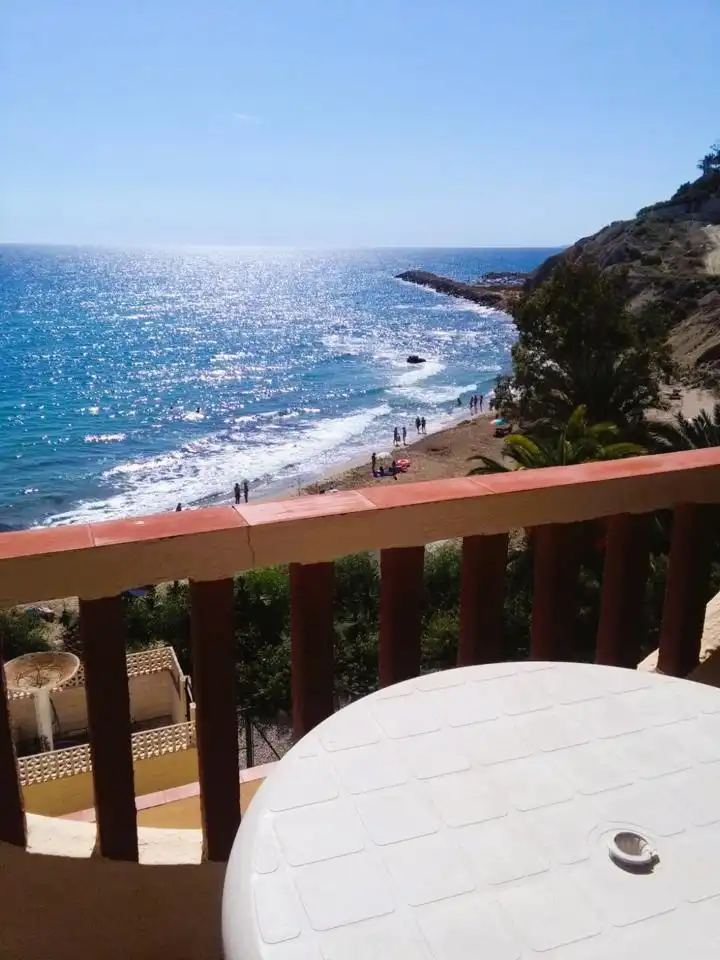 Außenansicht von Wohnung zum Verkauf in El Campello mit Klimaanlage, Terrasse und Möbliert