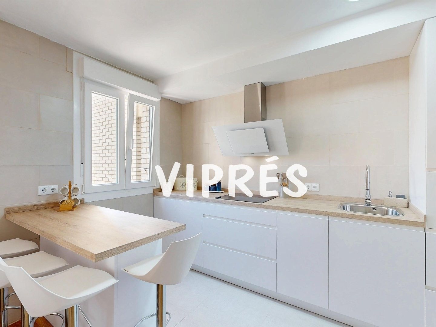 Cocina de Piso en venta en Cáceres Capital con Aire acondicionado, Calefacción y Terraza