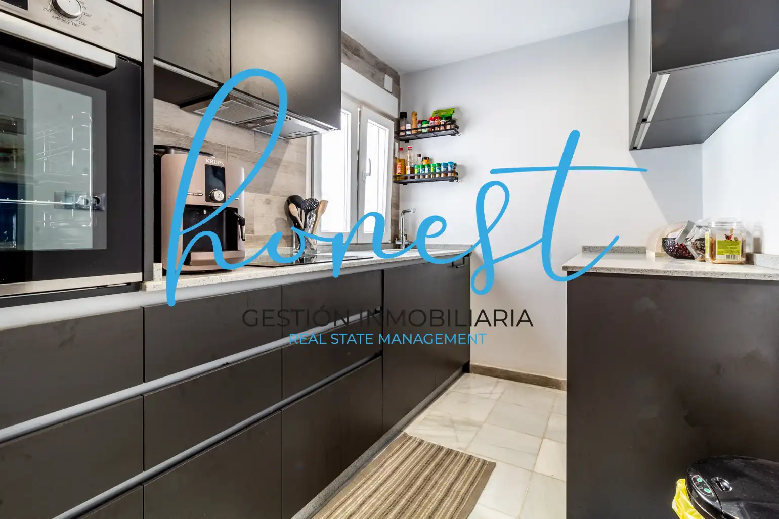 Cocina de Casa o chalet en venta en Torremolinos con Aire acondicionado y Amueblado
