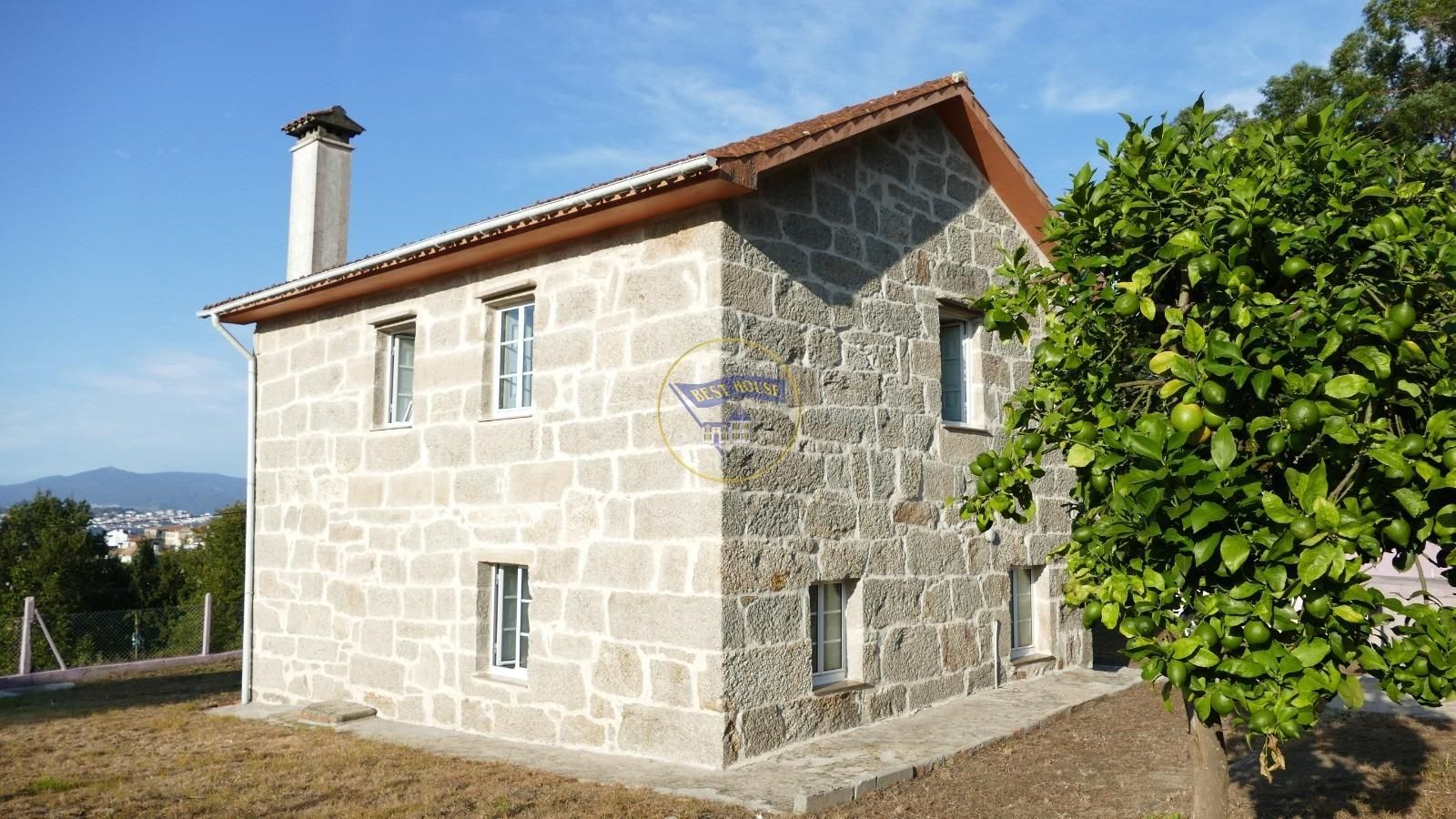 Exterior view of House or chalet for sale in Vigo   with Heating, Private garden and Storage room