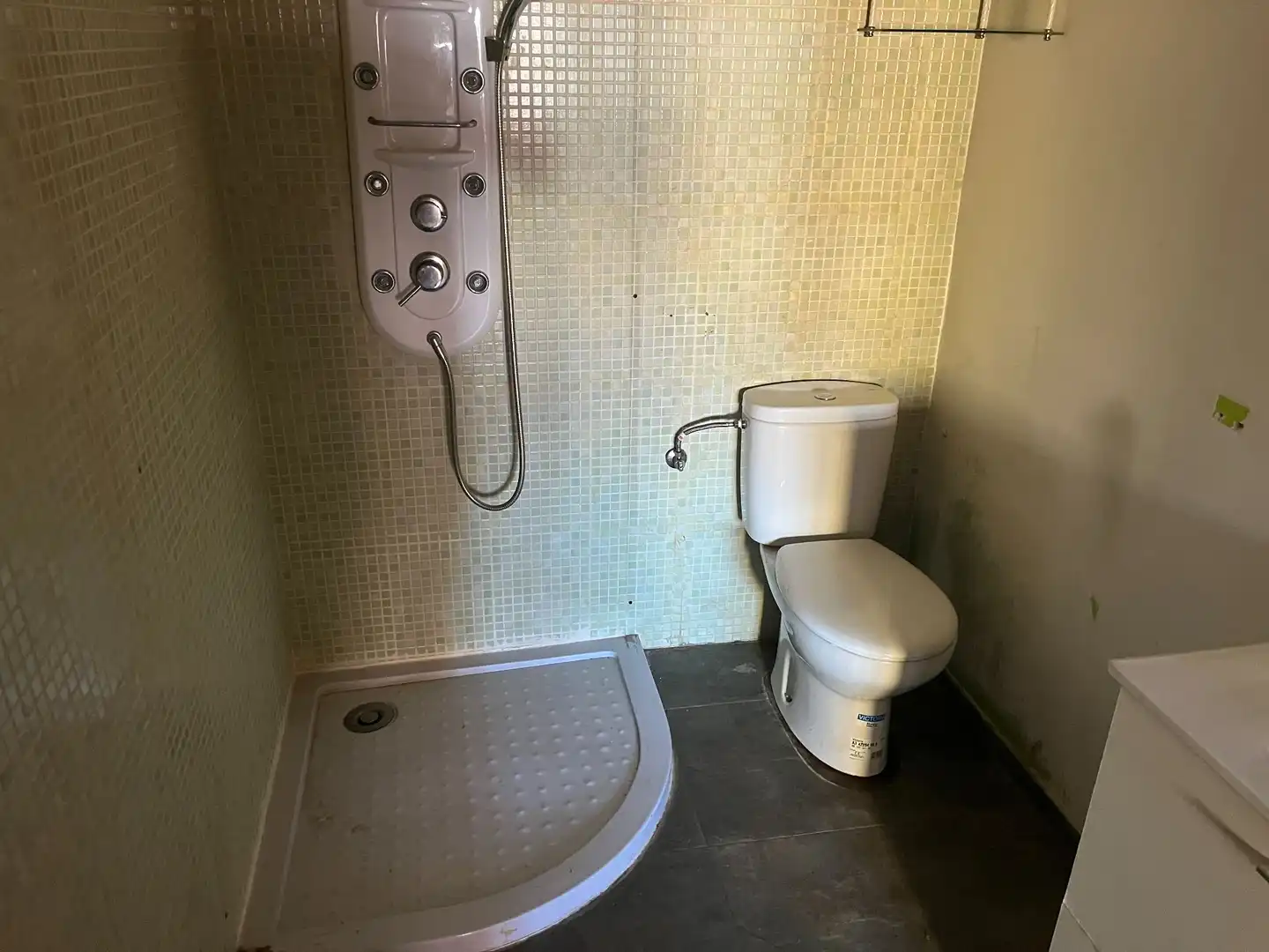 Baño de Piso en venta en Las Navas del Marqués  con Calefacción y Trastero