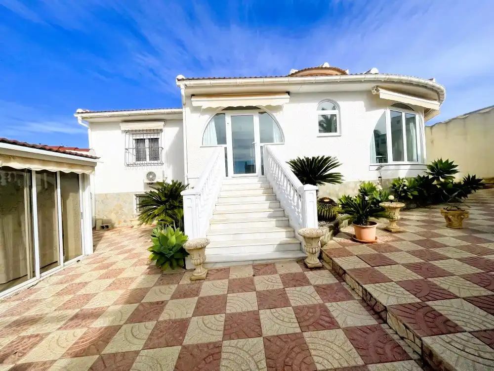 Detached house with pool for sale in Ciudad Quesada, imagen 3