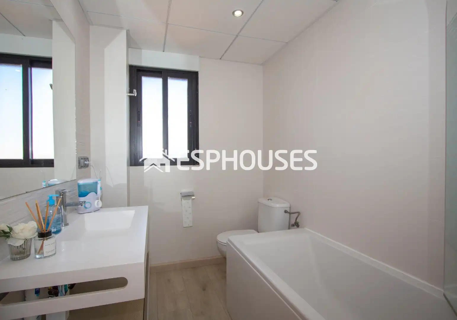 Ático con terraza en venta en Puerto Deportivo, imagen 15