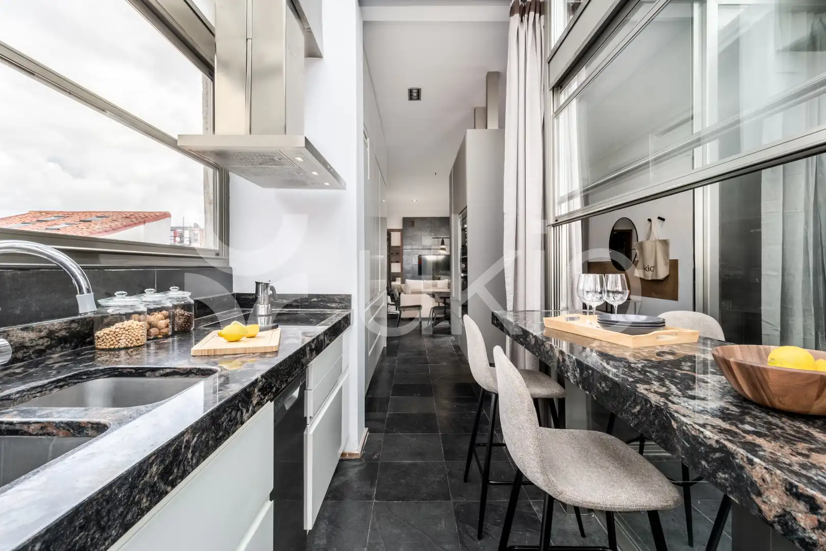 Appartement compact à louer à Calle de la Reina, imagen 5