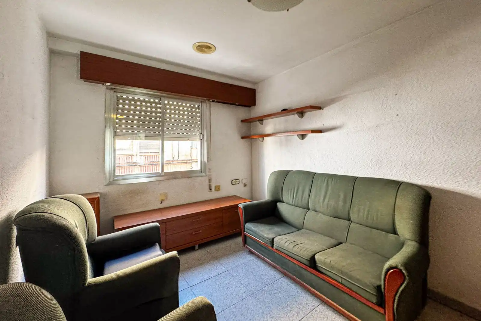 Sala de estar de Piso en venta en Almería con Terraza y Trastero