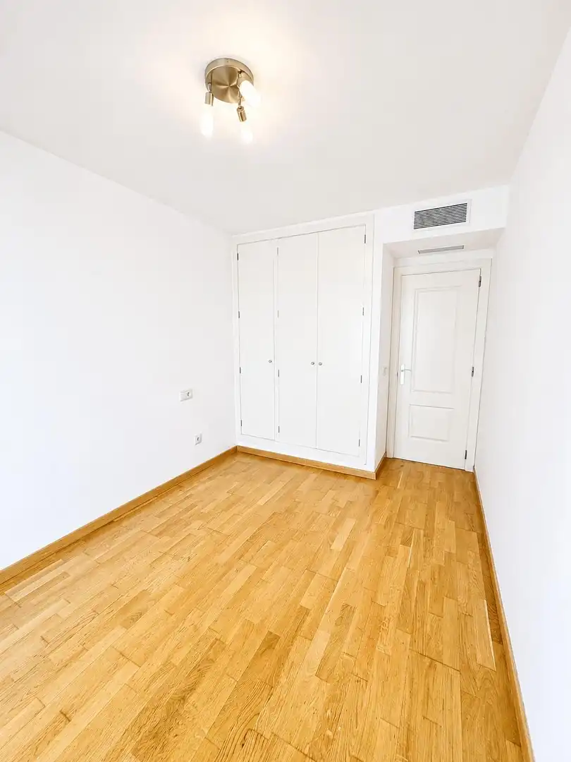 Habitación de Piso de alquiler en  Palma de Mallorca con Aire acondicionado, Calefacción y Parquet