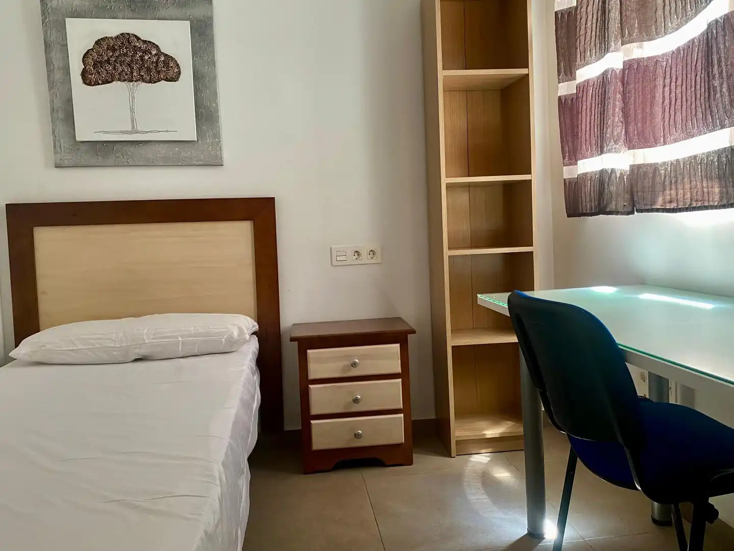 Bedroom of Flat for rent in Granada  with Furnished and Balcony