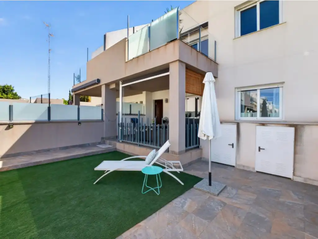 Apartamento con piscina en venta en Calle Gines Saura Sanchez, imagen 5