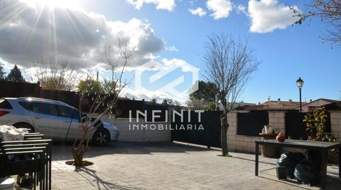 Foto 2 de Casa adosada en venda a Armuña de Tajuña, Guadalajara