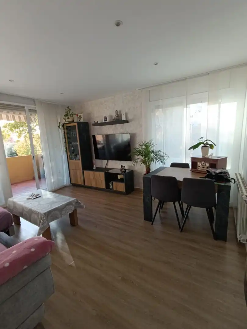 Wohnzimmer von Wohnung zur Miete in Parets del Vallès mit Heizung, Parkett und Terrasse