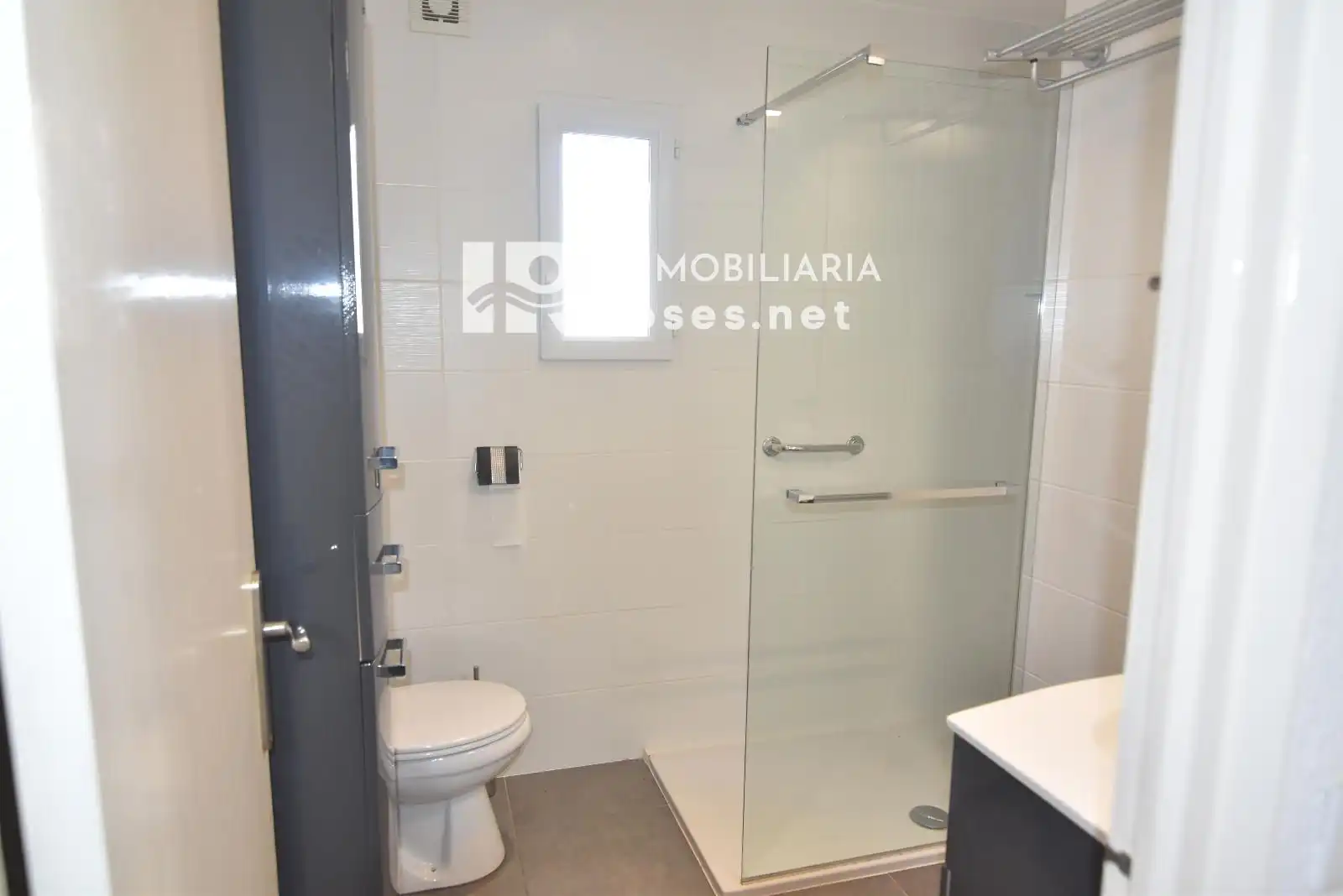 Bathroom of Houses for sale in Empuriabrava  with Air Conditioner