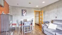 Living room of Flat for sale in Sabadell  with Air Conditioner, Heating and Balcony