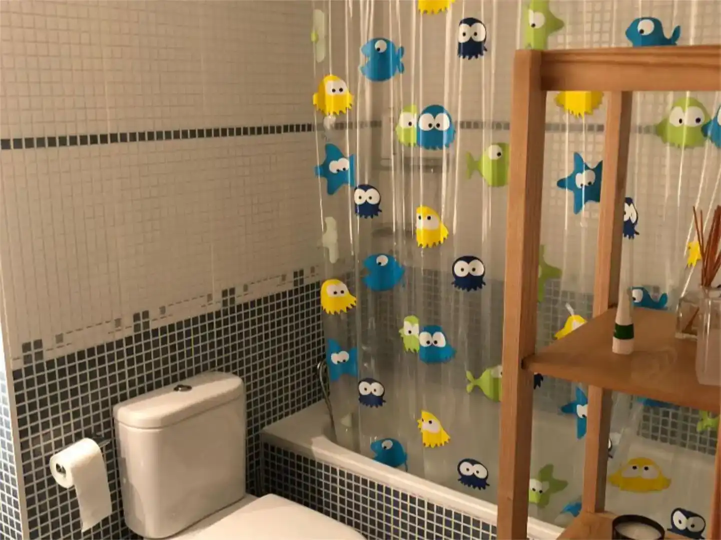 Bany de Pis de lloguer en Leganés amb Aire condicionat, Traster i Piscina