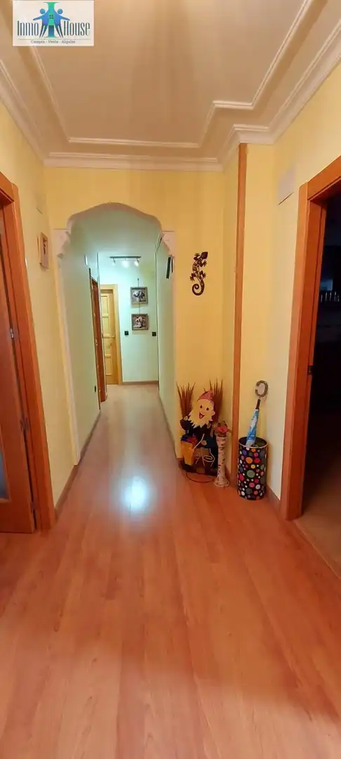 Piso en venta en Albacete con Aire acondicionado, Calefacción y Parquet
