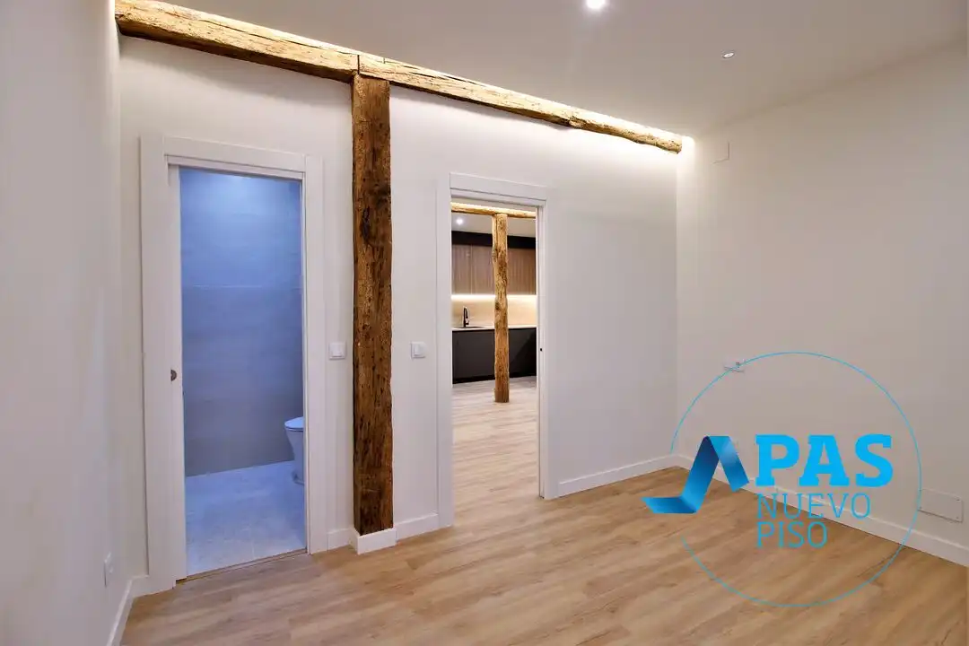 Piso en venta en Santander con Calefacción, Terraza y Balcón
