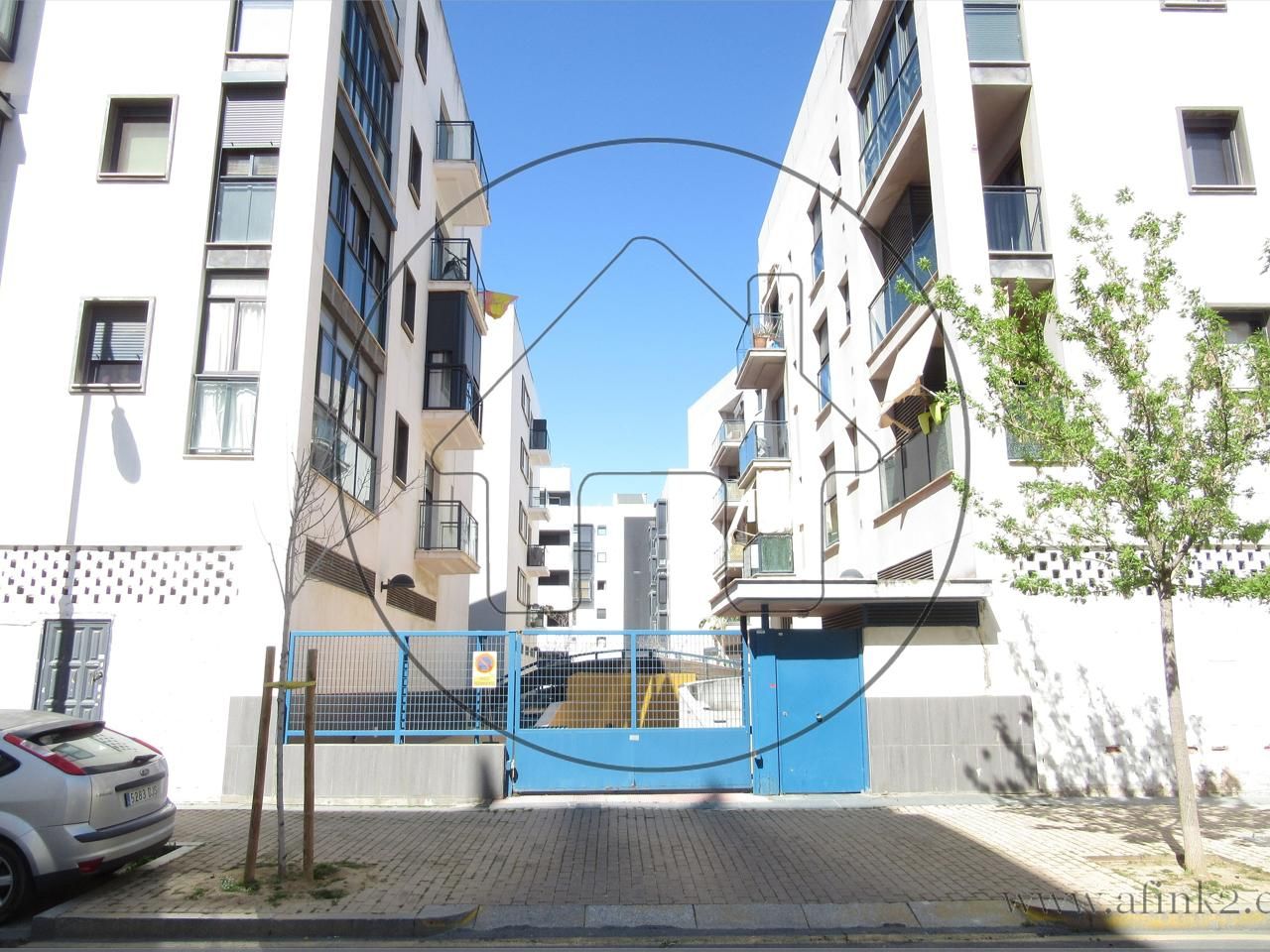 Vista exterior de Garatge de lloguer en  Huelva Capital
