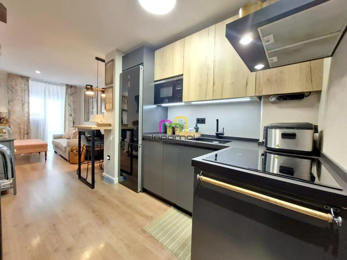 Kitchen of Apartments for sale in Badajoz Capital  with Air Conditioner, Terrace and Balcony