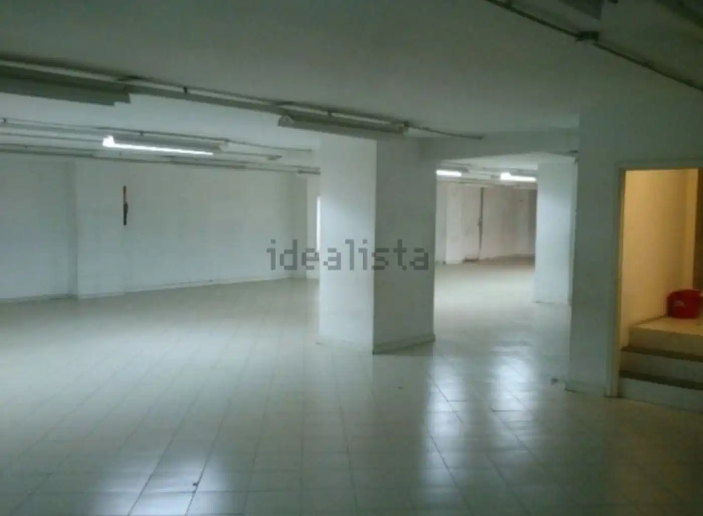 Local comercial en venta en Campo de la Juventud, imagen 2