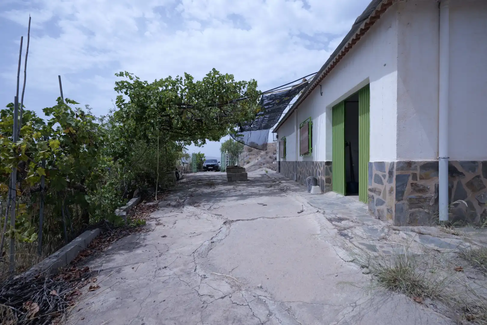 Vista exterior de Casa o xalet en venda en Nevada amb Jardí privat, Terrassa i Moblat