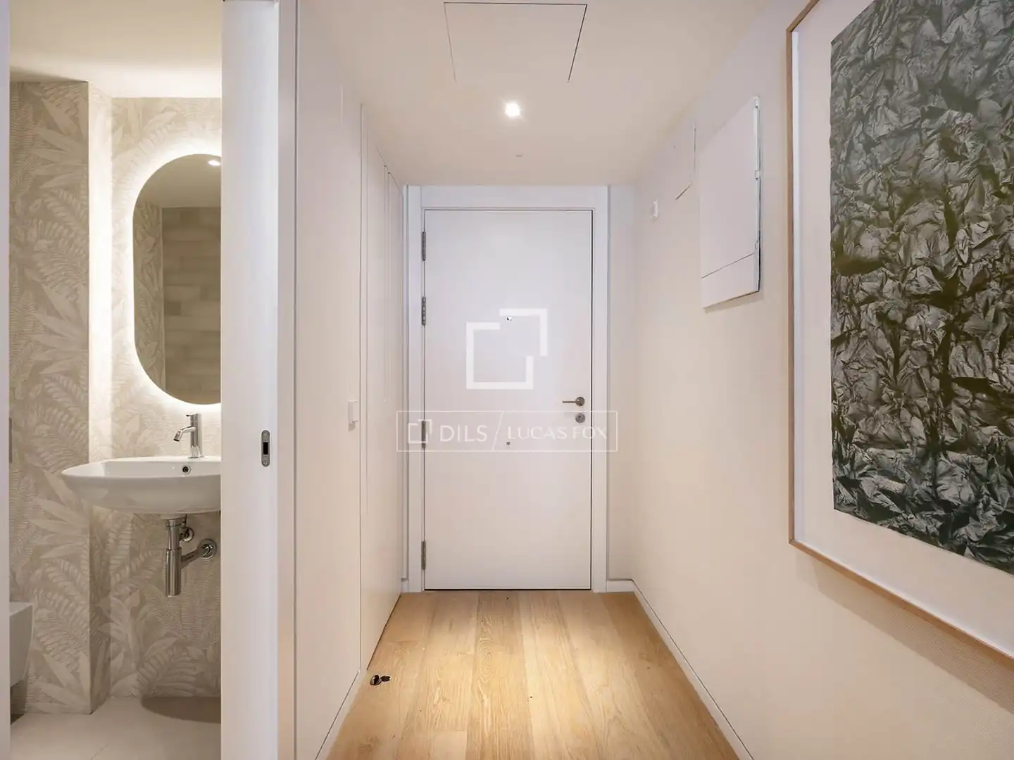 Wohnung zum Verkauf in Barcelona mit Klimaanlage, Terrasse und Schwimmbad