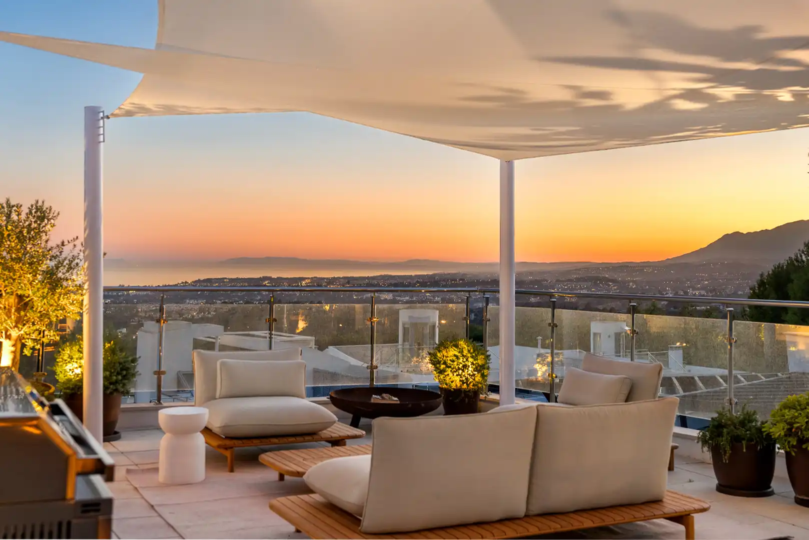 Casa bifamiliare con piscina in vendita a Milla de Oro