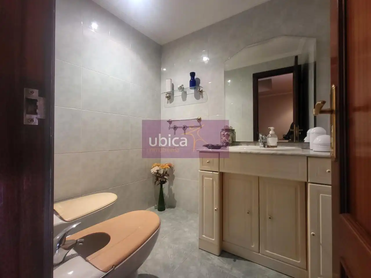 Bathroom of Detached homes for sale in Vigo   with Parquet flooring and Terrace