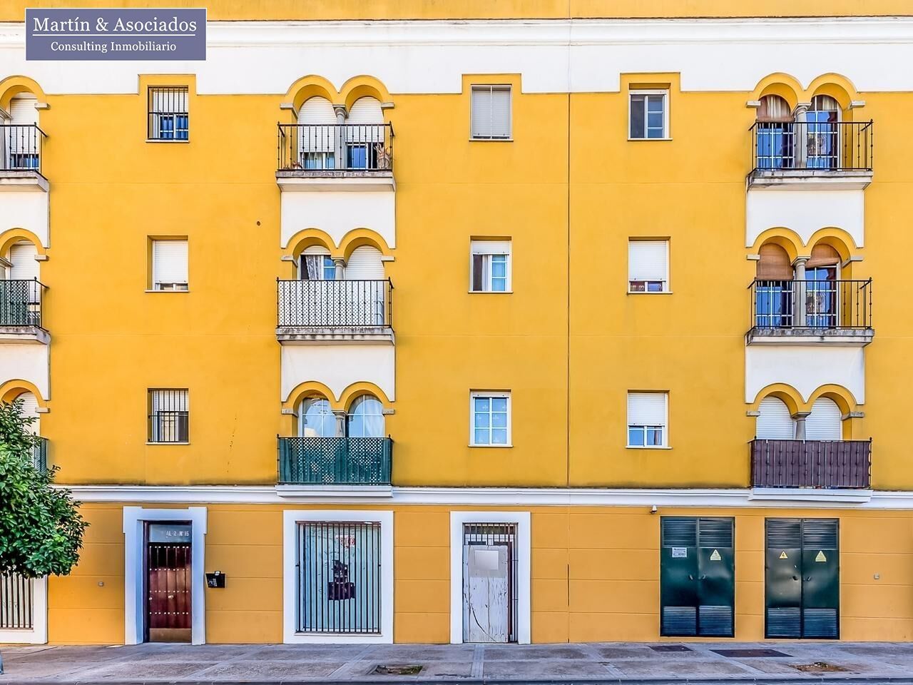 Exterior view of Premises for sale in Jerez de la Frontera