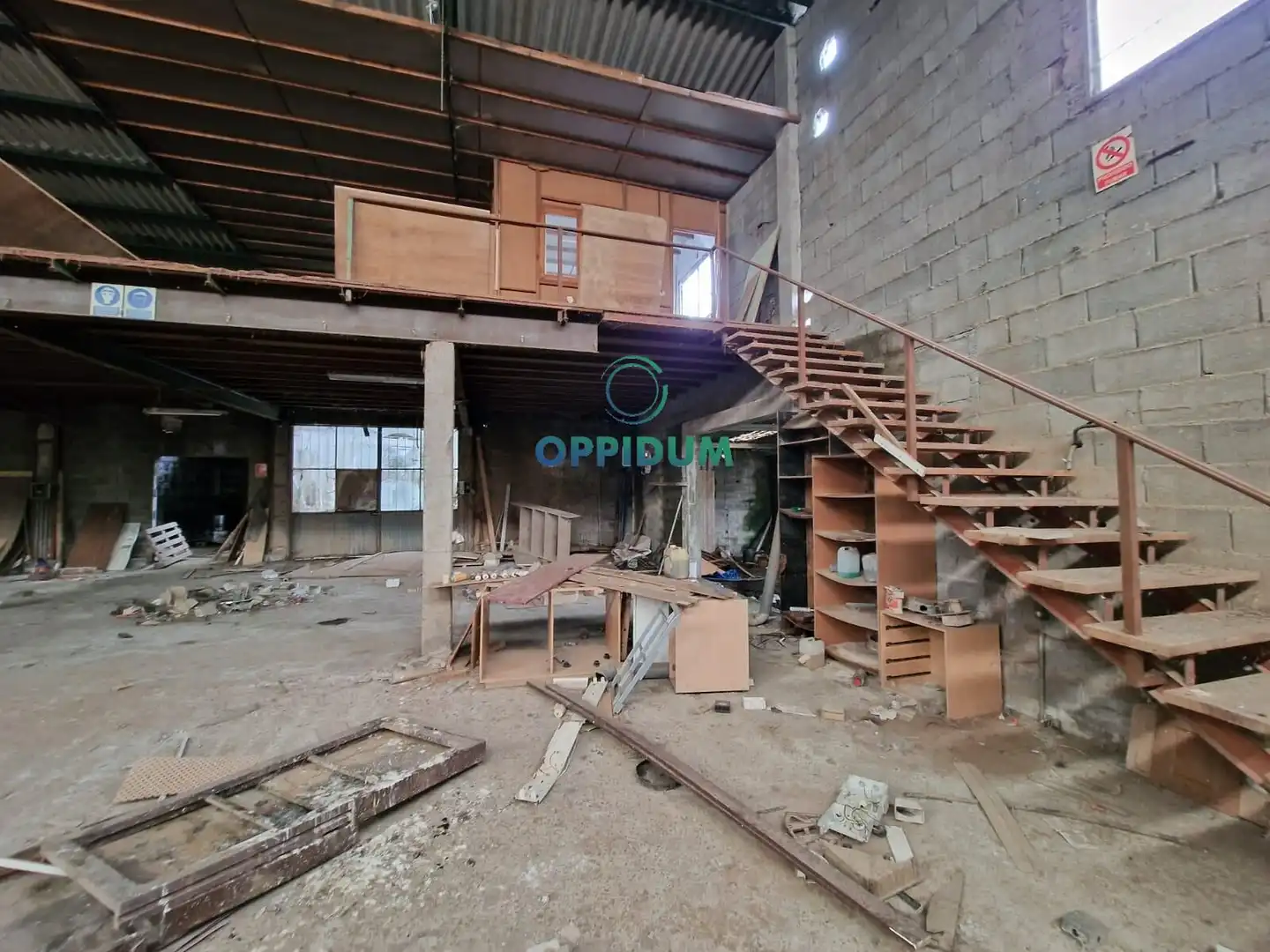Industrial buildings for sale in Touro
