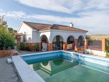 Casa rústica amb piscina en venda a Calle Calle Río Andarax