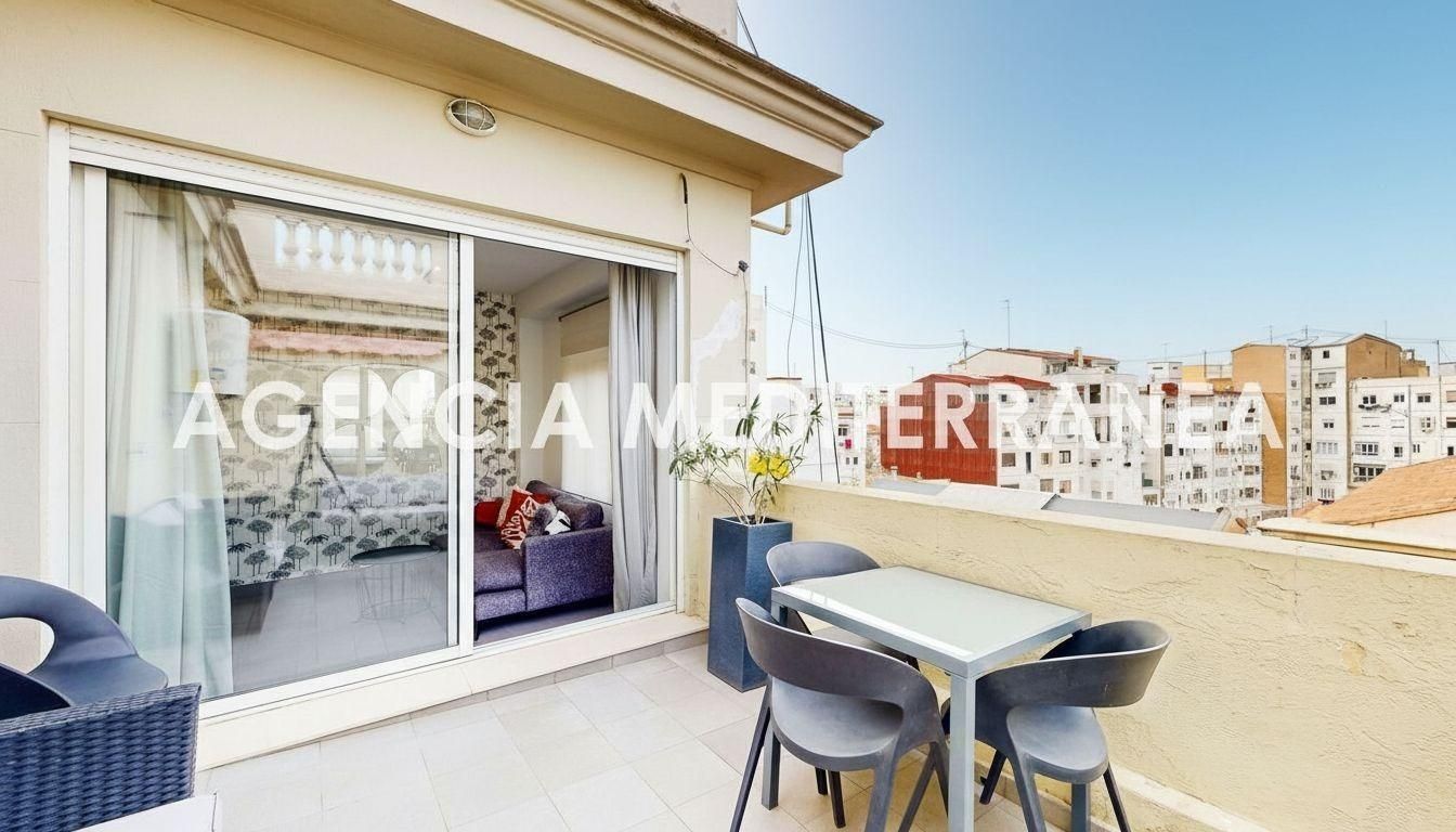 Balcony of Attic for sale in  Valencia Capital  with Air Conditioner, Terrace and Furnished