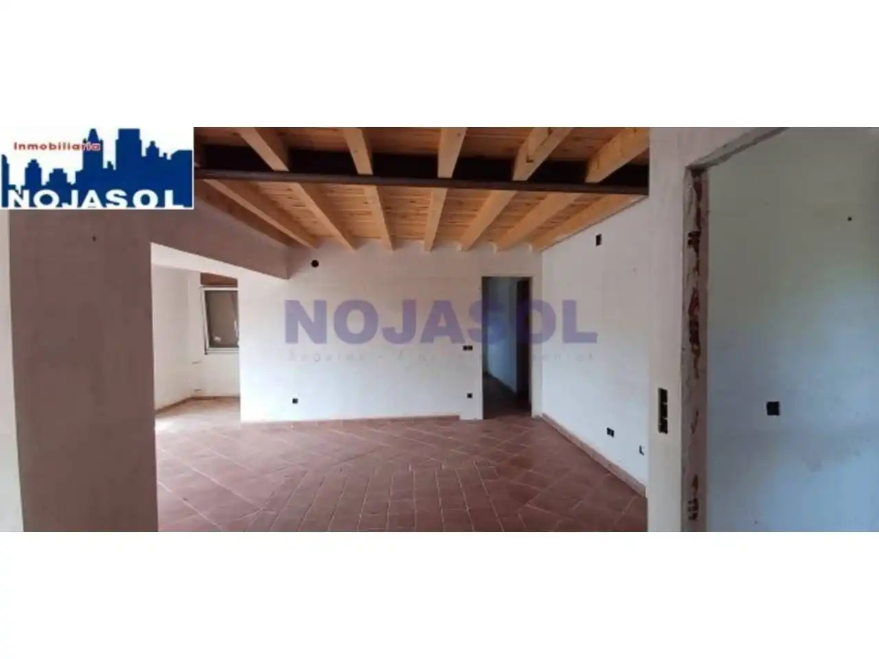 Houses for sale in Noja  with Private garden and Terrace