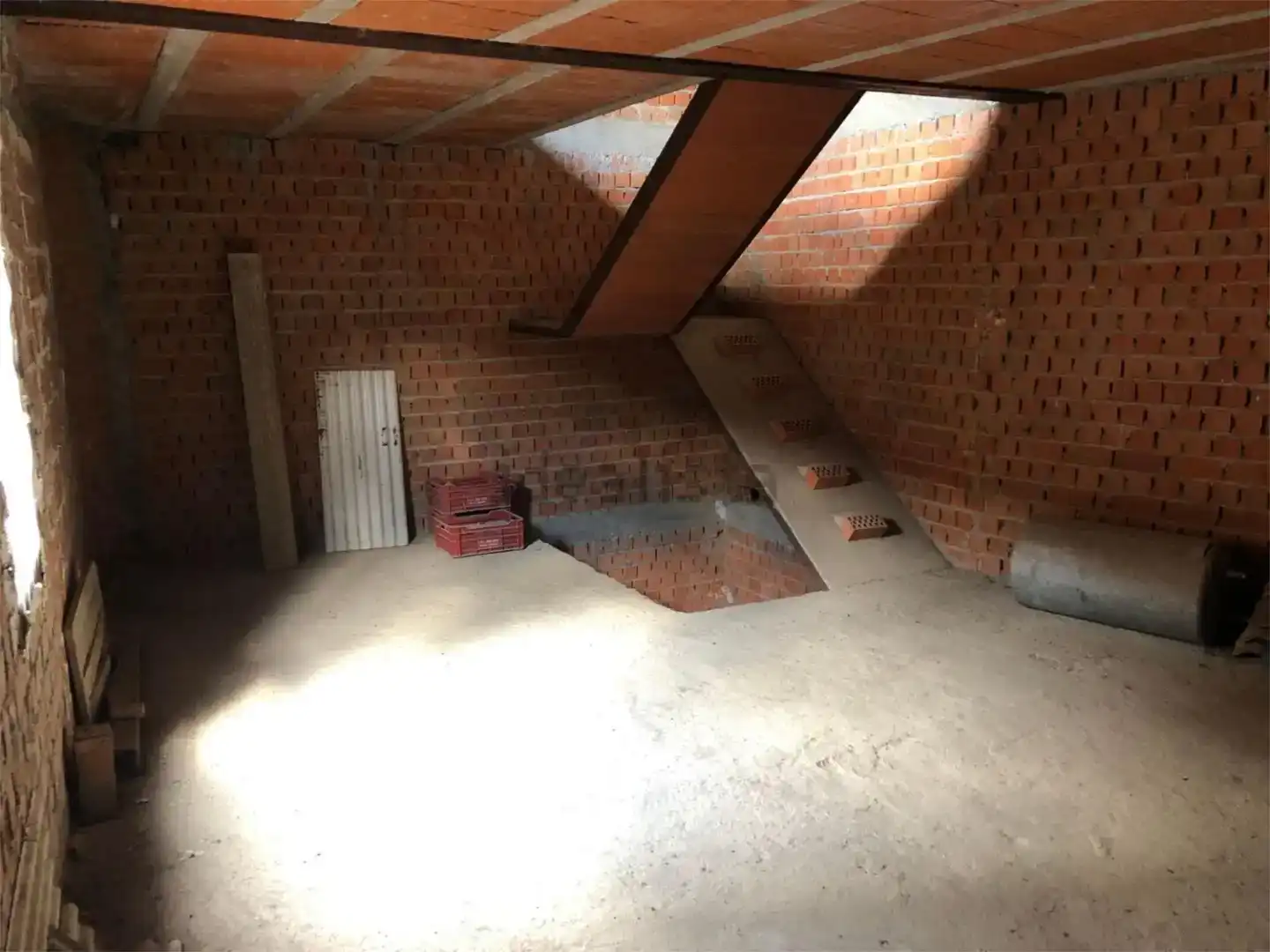 Casa adosada en venda en Piornal amb Balcó