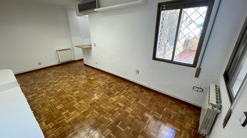 Foto 3 von Wohnung zur Miete in Calle de Castrojeriz, Vista Alegre, Madrid Capital