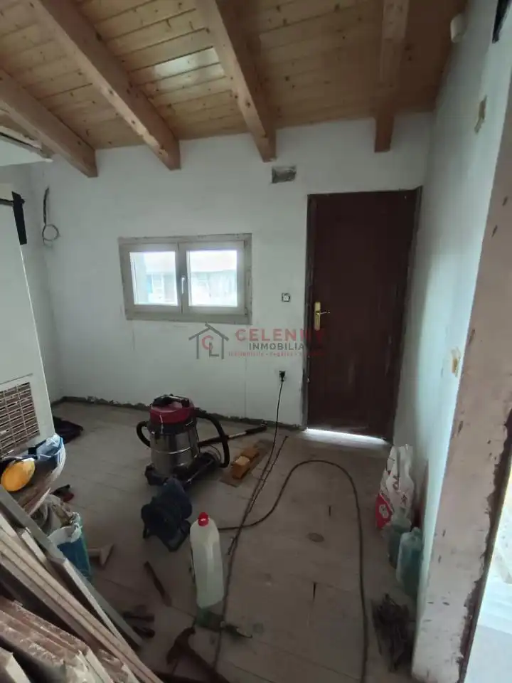 Casa adosada en venta en San Cibrao das Viñas con Calefacción y Trastero