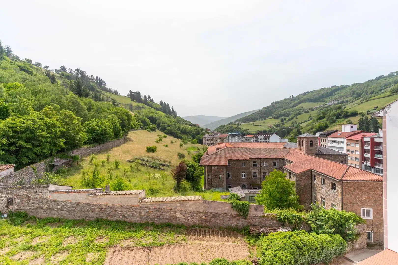 Flat for sale in Cangas del Narcea  with Heating and Furnished